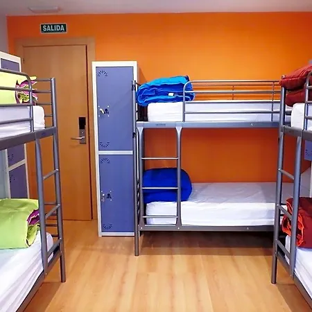 Hostel Burgos 2*